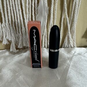 MAC Macximal Silky Sleek Satin Lipstick